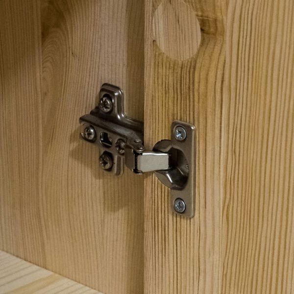 vidaXL Komoda od masivne borovine 134 x 39 x 79,5 cm